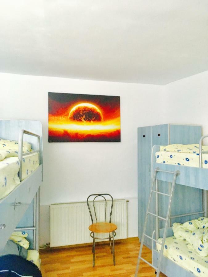 Rolling Stone Hostel Braszów Zewnętrze zdjęcie